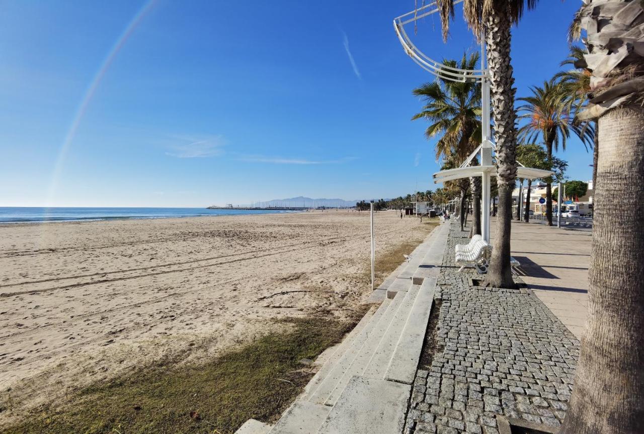 Guillem Planetcostadorada Cambrils Extérieur photo